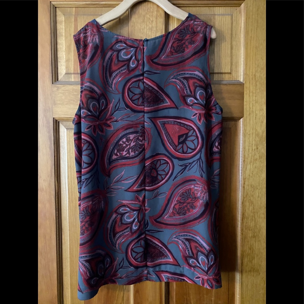 LOFT Round Neck Shell - Picture 3 of 3